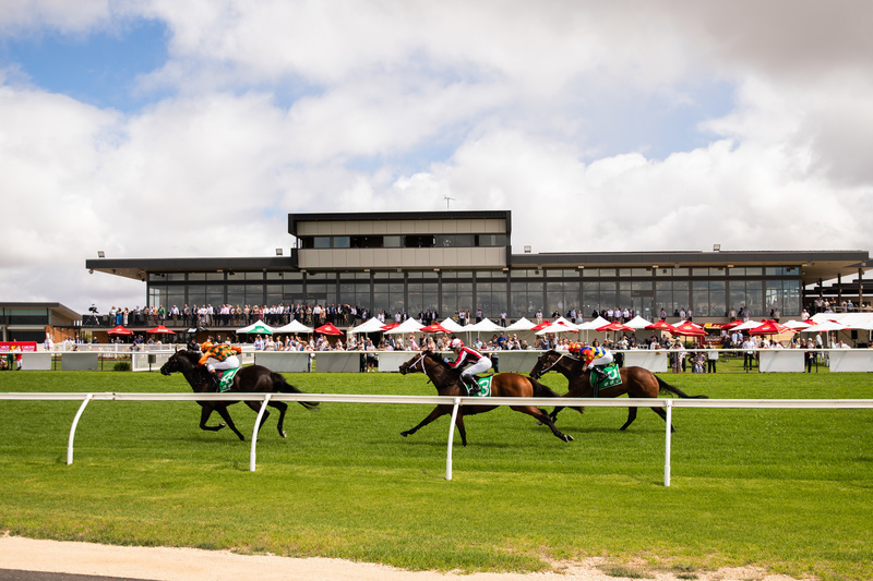 Jump Outs Murray Bridge Racing Club Country Racing SA